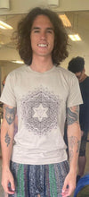 Load image into Gallery viewer, Men&#39;s Tetrahedron Star T-Shirt