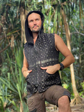 Load image into Gallery viewer, Men&#39;s Silk Hoodie Vest
