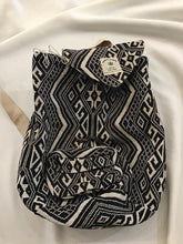 Load image into Gallery viewer, Drawstring Medium Hemp Backpack