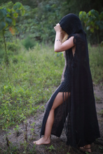 Load image into Gallery viewer, Long Hooded Raw Cotton Vest