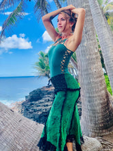 Load image into Gallery viewer, Criss-Cross Strappy Tank Top