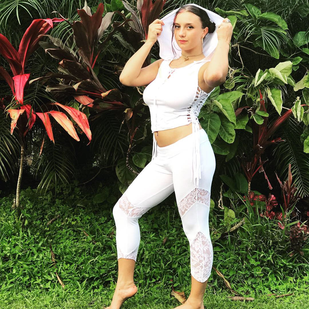 Mystic Closets yoga pants white capri leggings with lace
