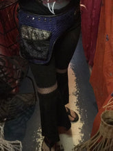 Load image into Gallery viewer, Indian Silk Utility Belt One Pocket