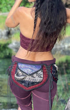 Load image into Gallery viewer, Indian Silk Utility Belt 3 Round Pocket