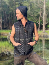 Load image into Gallery viewer, Men&#39;s Silk Hoodie Vest