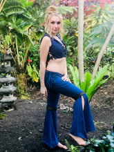 Load image into Gallery viewer, Shipibo Print Crochet Yoga Pants with Skirt Waist