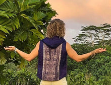 Load image into Gallery viewer, Men&#39;s Silk Hoodie Vest