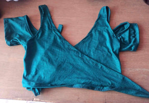 Open Shoulder Crop